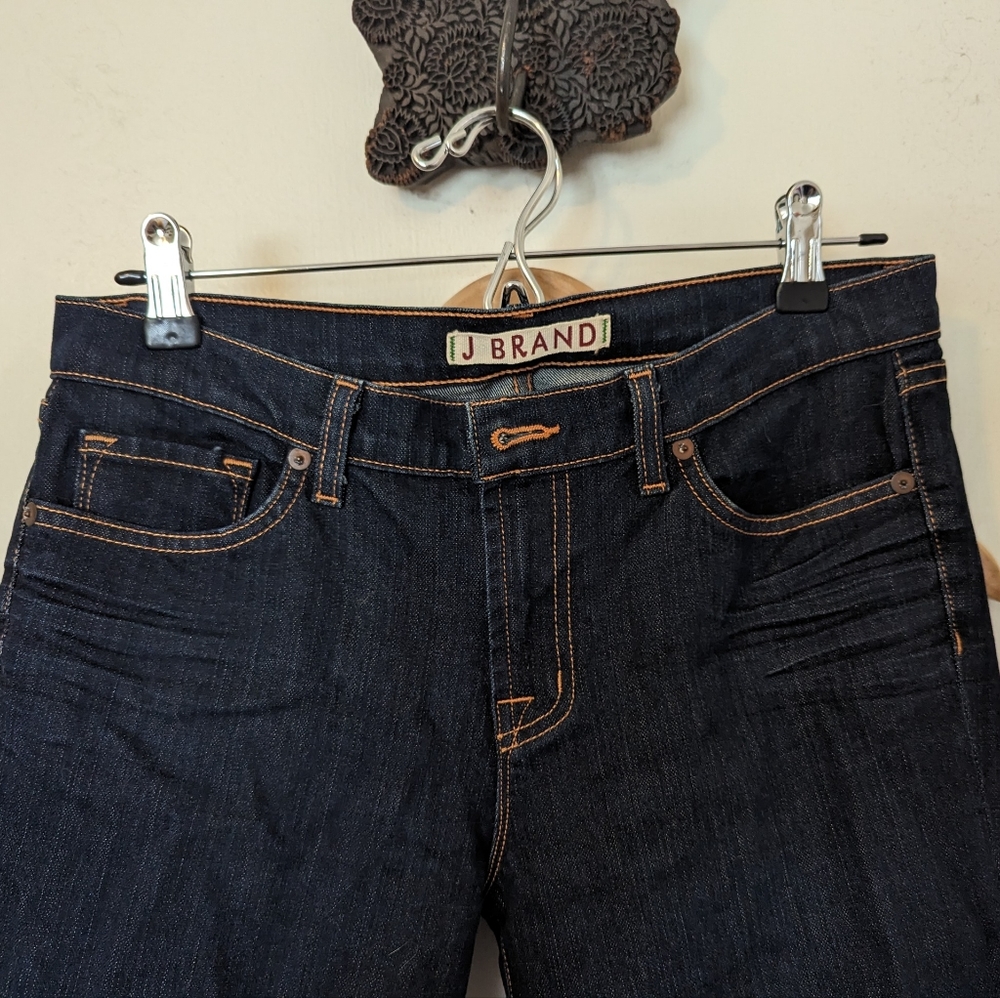VINTAGE DENIM ALERT J Brand straight-leg dark denim sz 28